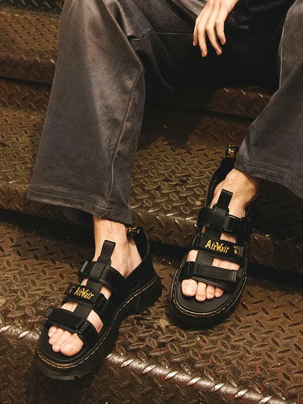 楽天市場】【日本正規品】Dr.Martens ドクターマーチン サンダル