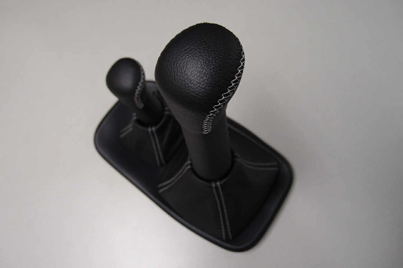 Bowler LANDROVERDefender ギアシフターセットTDCI適合 7 Rare, Custom Bowler Land Rover Prototypes Are Heading to Auction