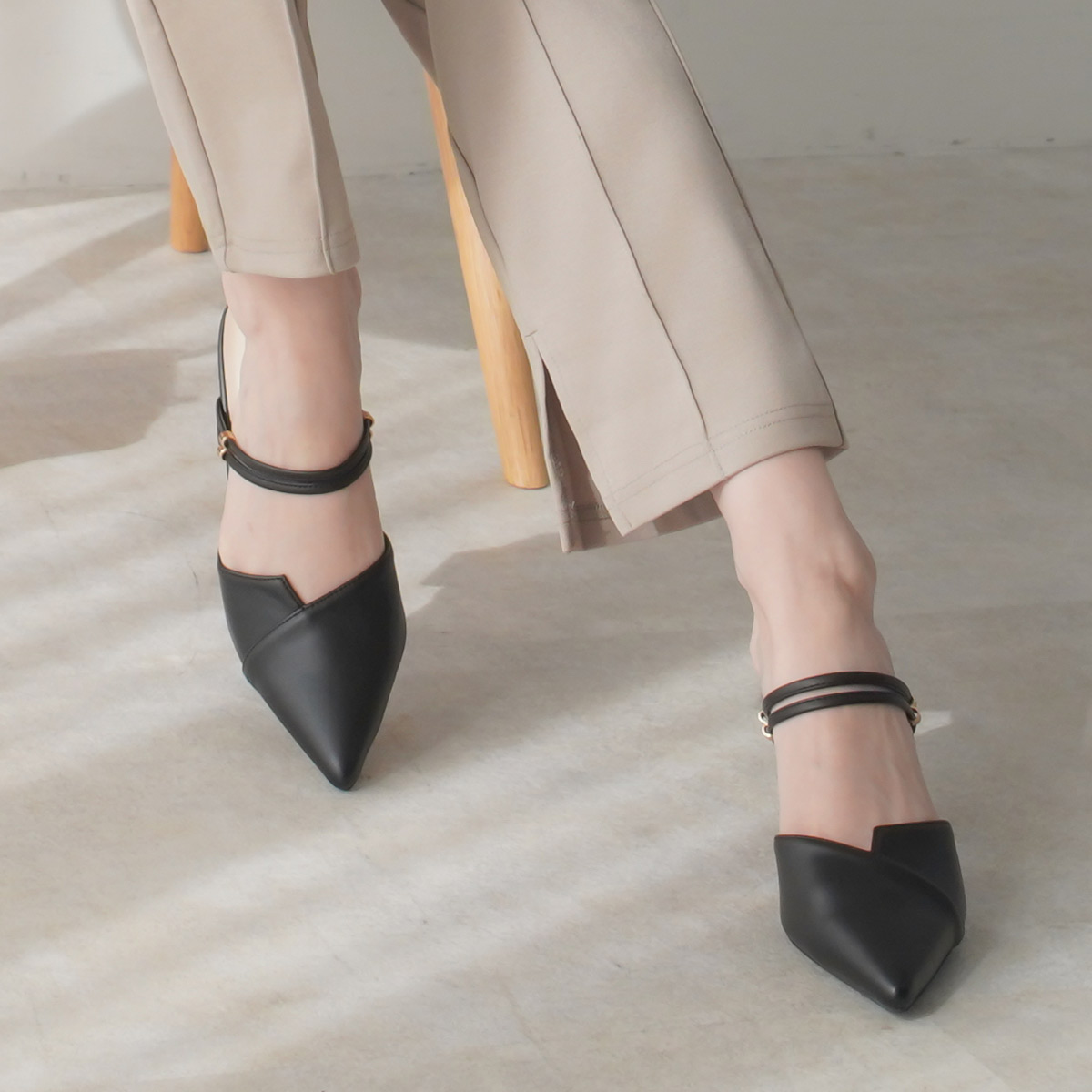 楽天市場】2WAY ポインテッドトゥミュール ストラップ付2WAYポイン