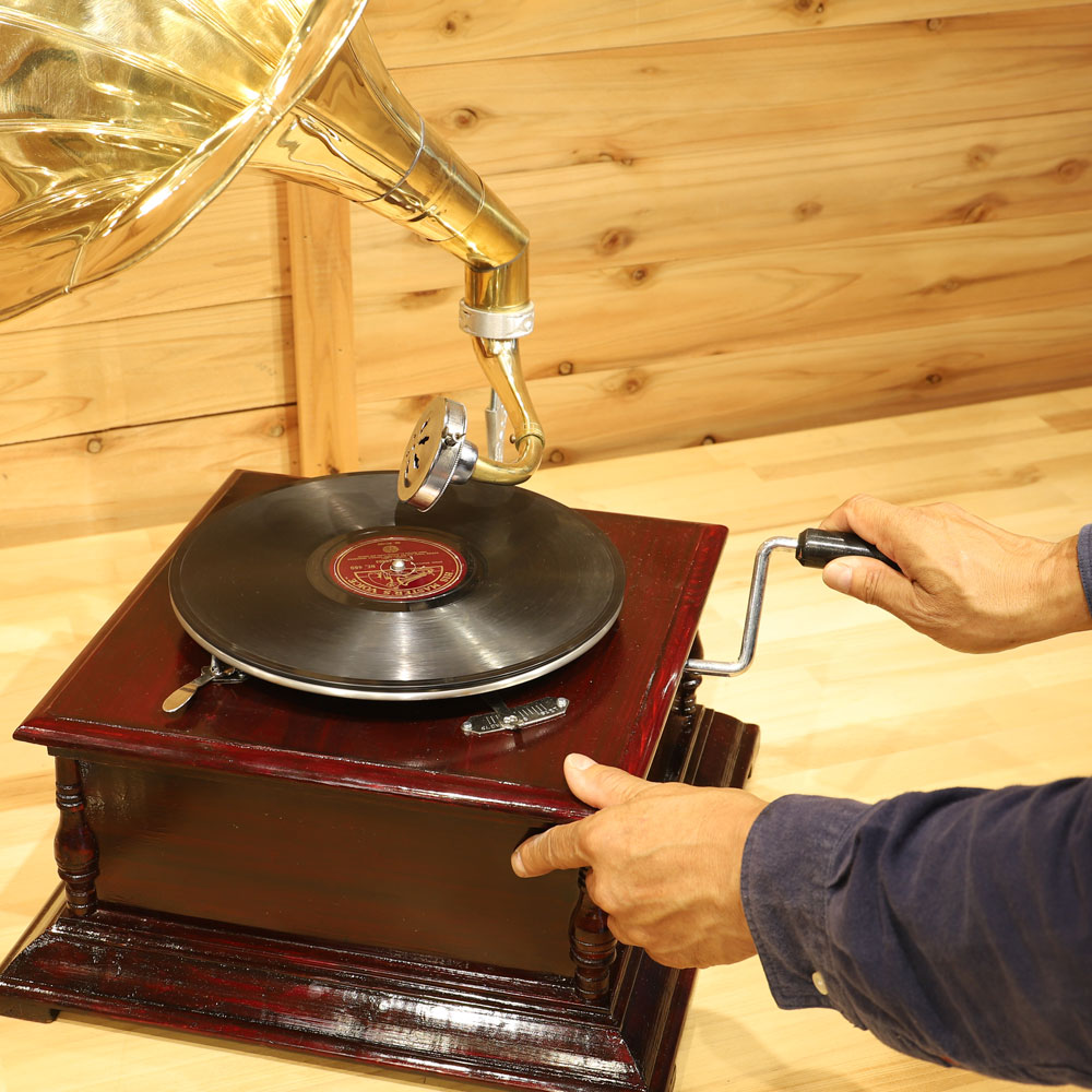 楽天市場】【究極のアンティーク】昔ながらの蓄音機 「Rocksmotion