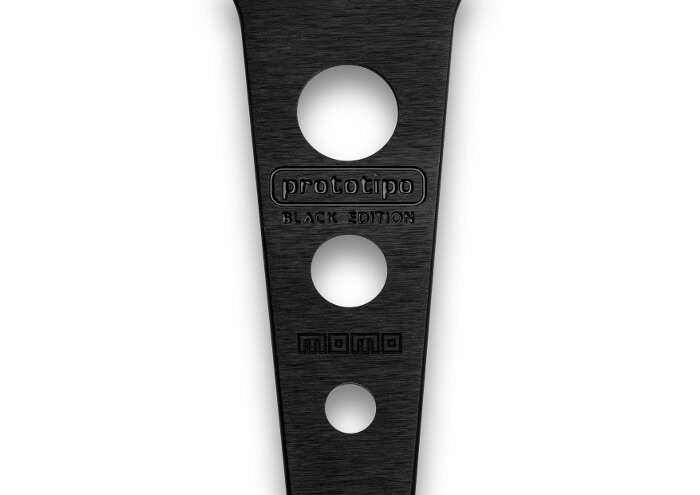 楽天市場】正規品 MOMO モモ ステアリング Prototipo Black Edition