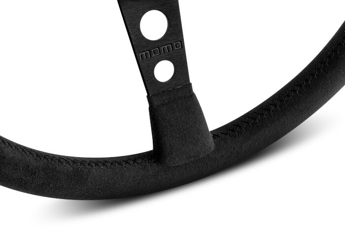 楽天市場】正規品 MOMO モモ ステアリング MOD.07 BLACK EDITION