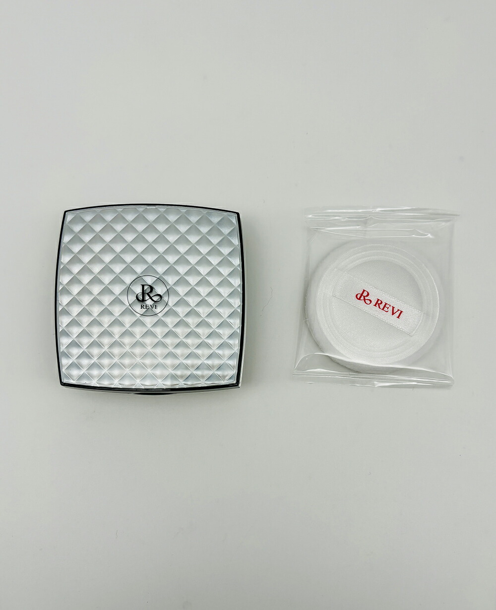 <新品> REVI 2箱セット CY フェイス パウダー パフ2枚付き さらさら毛穴レス💠REVI ルヴィ CYフェイスパウダー 交換パフ2枚付き