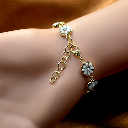 楽天市場】カメオブレスレット 小さなシェルカメオ9作品使用 女性人物