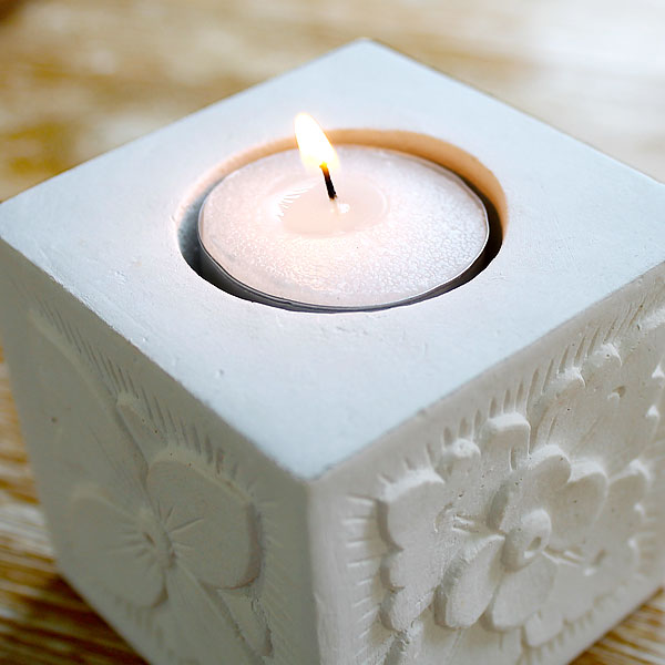 楽天市場】ホワイトセメントの四角いキャンドルホルダー ろうそく立て