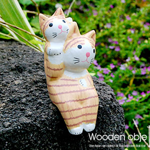 猫半面 木彫り蒔絵 キタカゼパンチ 木彫り 猫 2頭 北風パンチ 猫半面