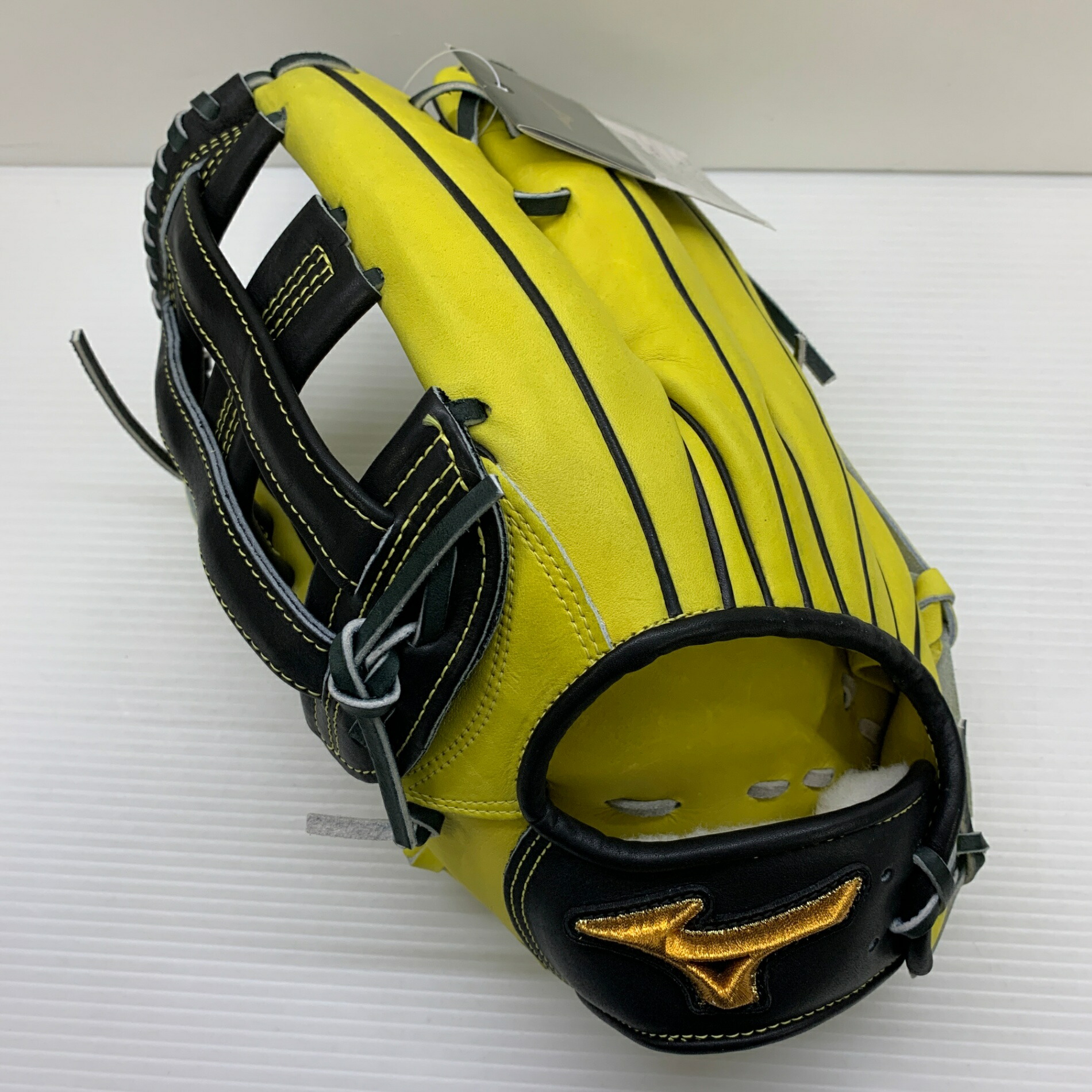 楽天市場】ミズノプロ グローブ 軟式 左投げの通販