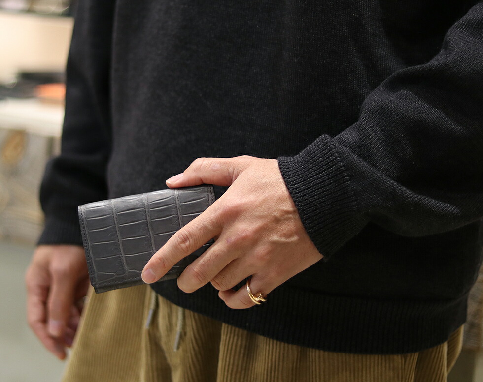 楽天市場】PELLE MORBIDA ペッレモルビダ クロコダイル 名刺入れ PMO