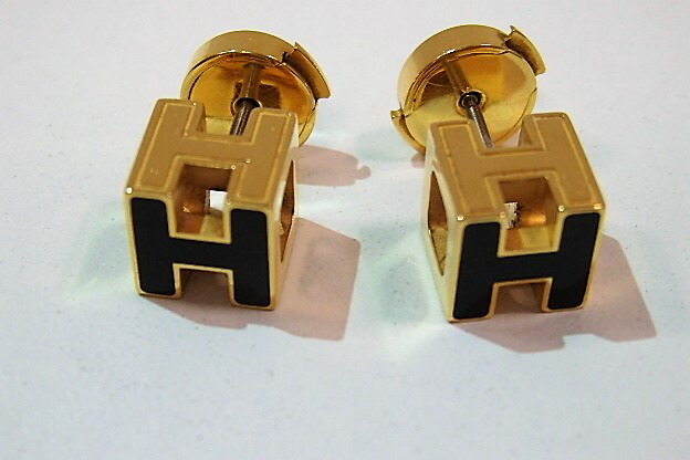 楽天市場】美品 エルメス HERMES ピアス カージュ ド アッシュ H