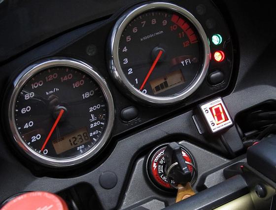 楽天市場】ZRX1200 DAEG（ダエグ）09年〜 SPI-K69 シフトポジション