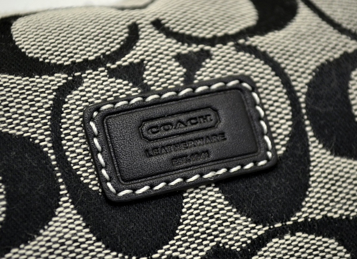 楽天市場】【新品未使用品】【バッグ】COACH コーチ シグネチャー
