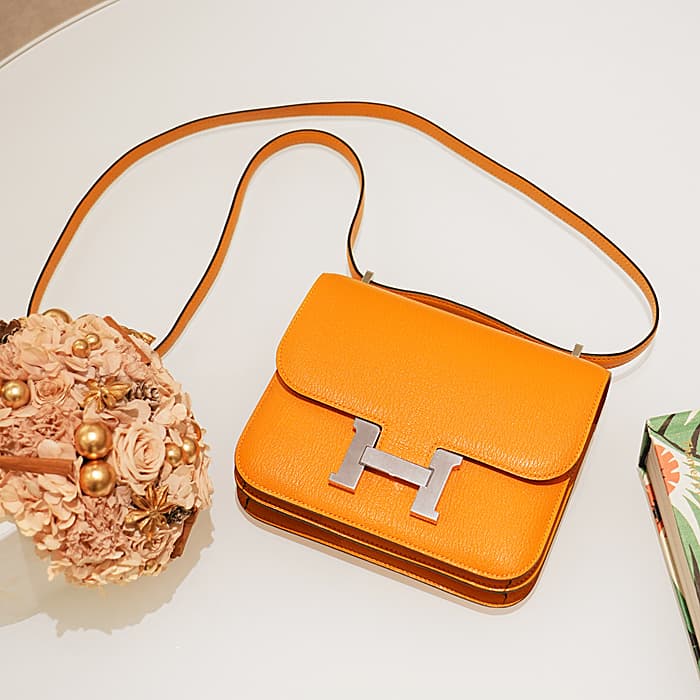 楽天市場】エルメス コンスタンス3 ミニ ヴェルソ シェーブル ムタード