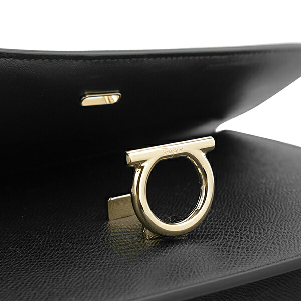 楽天市場】フェラガモ ショルダーバッグ FERRAGAMO ガンチーニ 213933