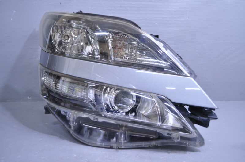 楽天市場】ヴェルファイア ヘッドライト 右（車用品・バイク用品）の通販