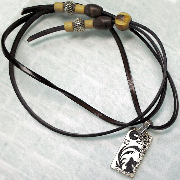 楽天市場】【28色の革から選べます！】エス 月見兎（つきみうさぎ