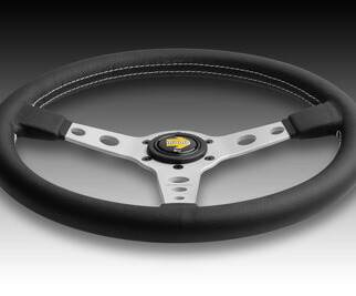 楽天市場】MOMO モモ ステアリング P-7 PROTOTIPO SILVER プロトタイプ