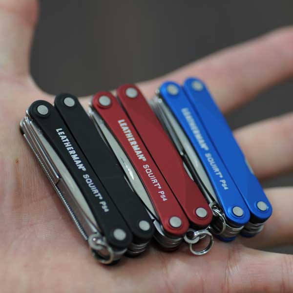 楽天市場】レザーマン スクォートPS4 マルチプライヤー [ レッド