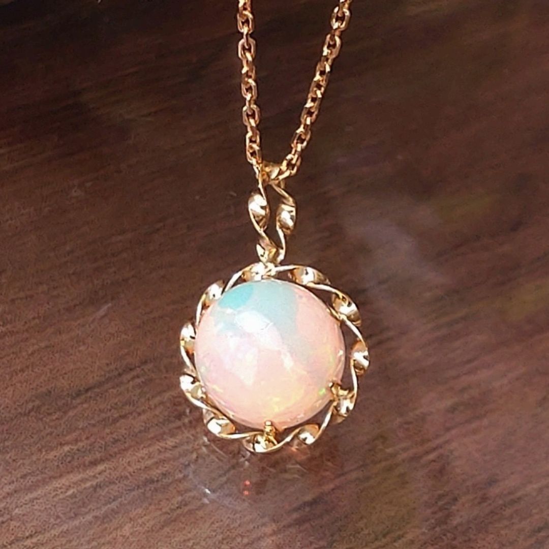 楽天市場】K18 イエローゴールド オパール ペンダントトップ チャーム