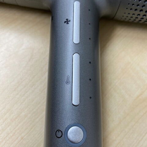 楽天市場】GISHI ギシ デジタルヘアドライヤー1200W 色：ホワイト