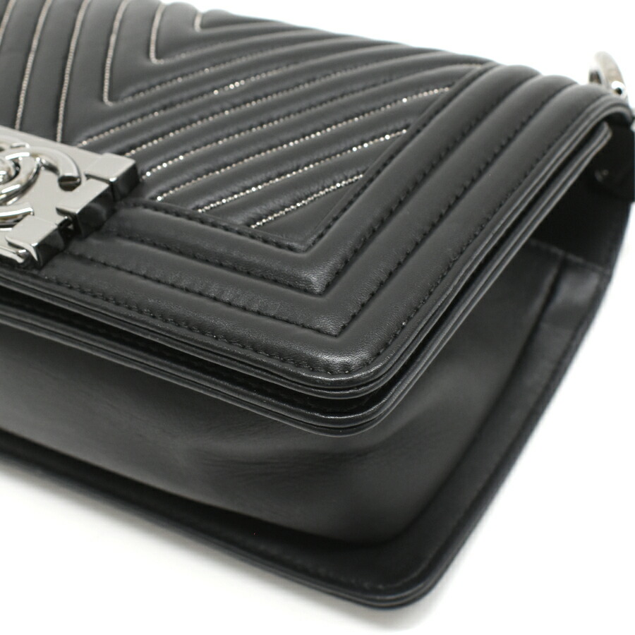 楽天市場】【中古】新品同様 シャネル ボーイシャネル 20 シェブロン