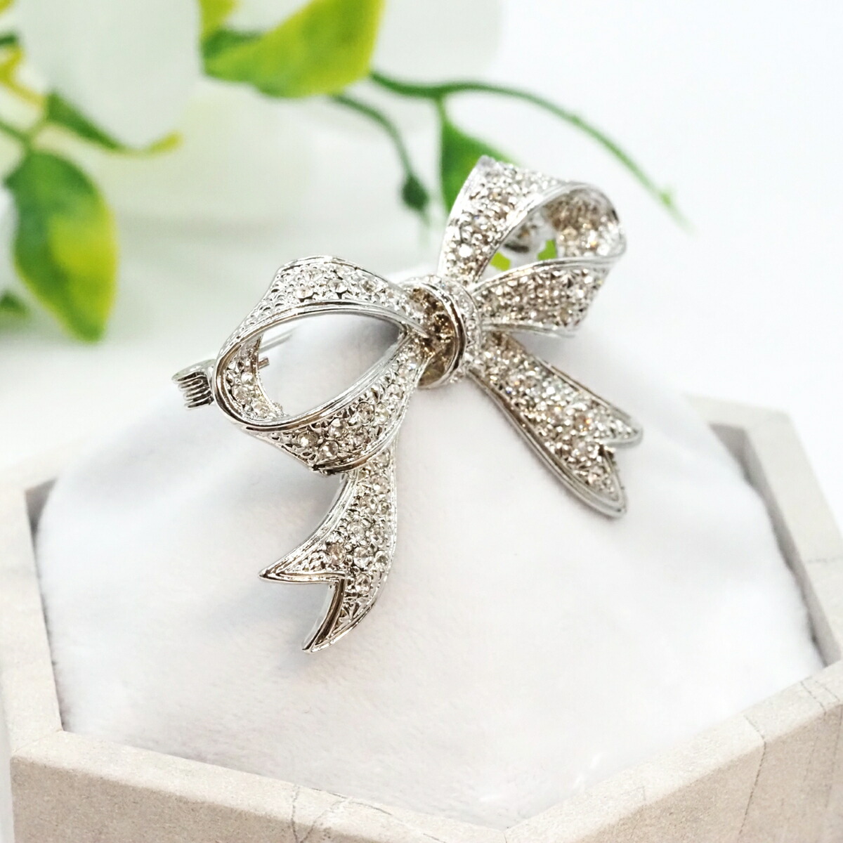 楽天市場】【メール便送料無料】スワロフスキー ブローチ ロマンチック