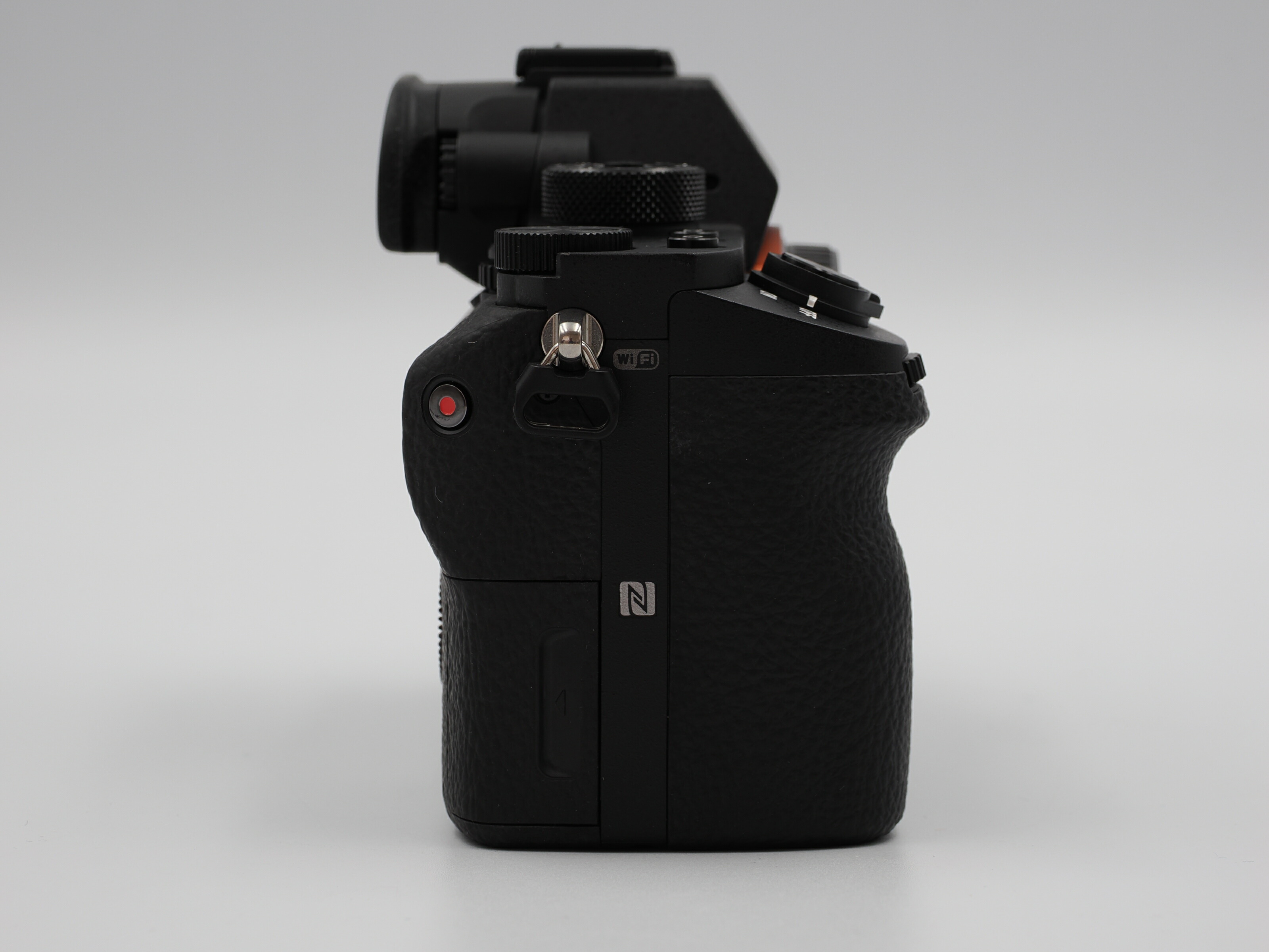 楽天市場】【中古品】SONY α7R II ILCE-7RM2 ボディ ソニー : G-Mach