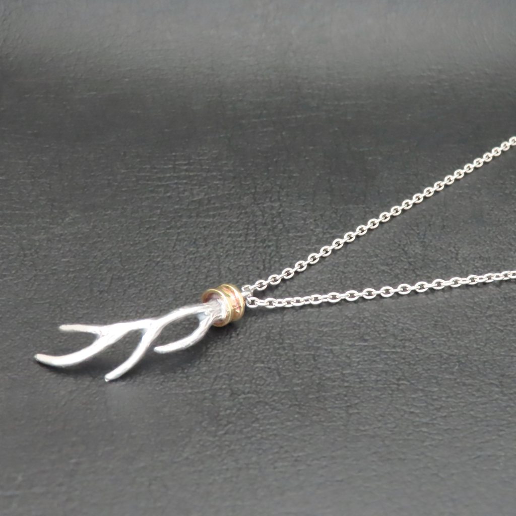 楽天市場】鹿の角ネックレス シルバー925 × 真鍮 M 【刻印無料】 鹿の