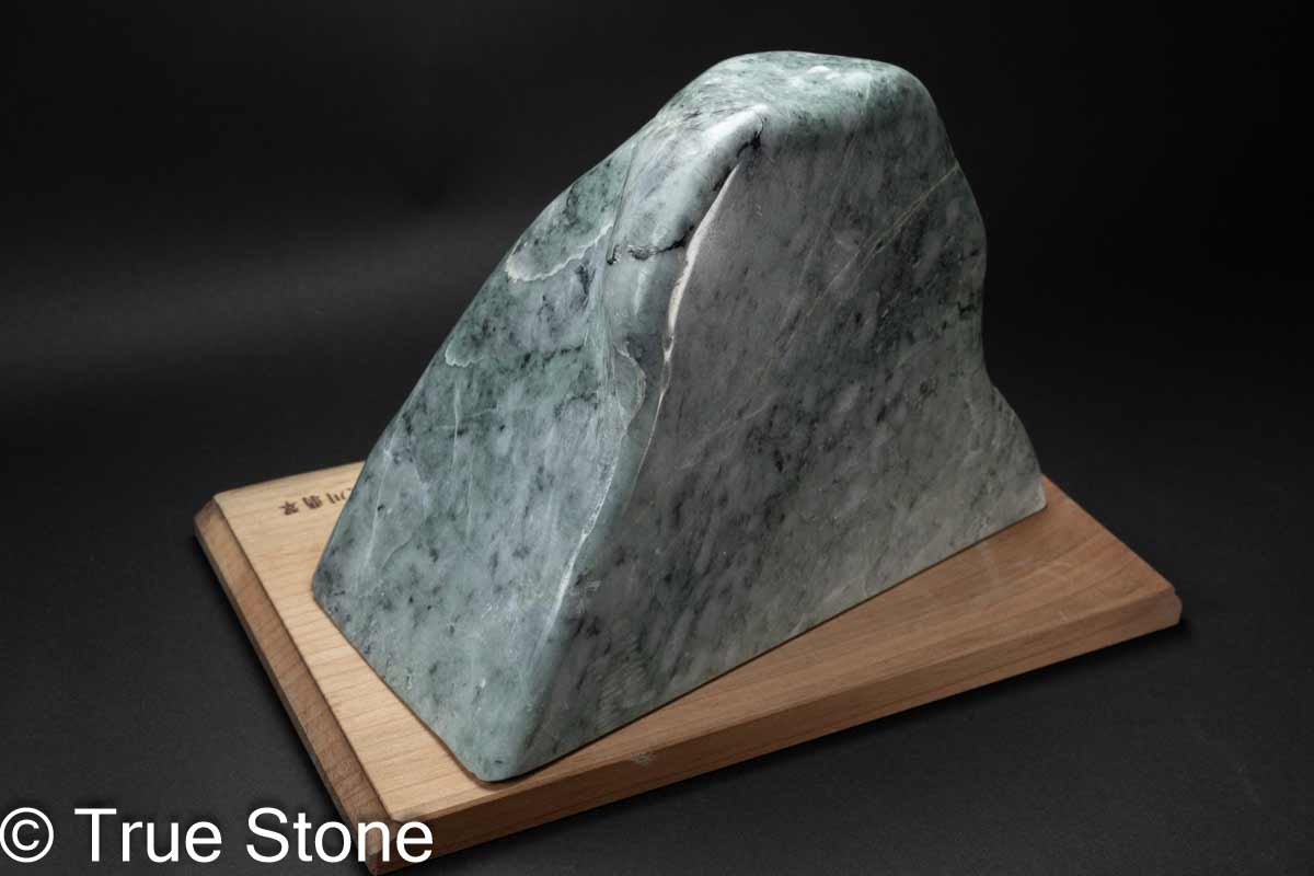 楽天市場】糸魚川翡翠 原石 4,300g ひすい ジェダイト ヒスイ 糸魚川