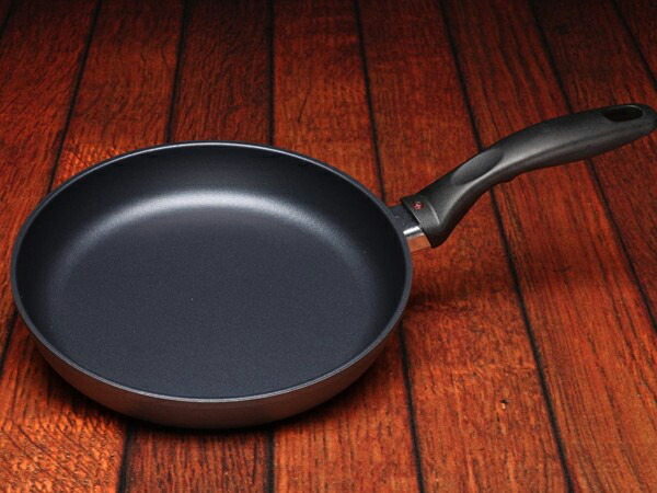 楽天市場】Swiss Diamond スイスダイヤモンド HD 24cmノンスティック