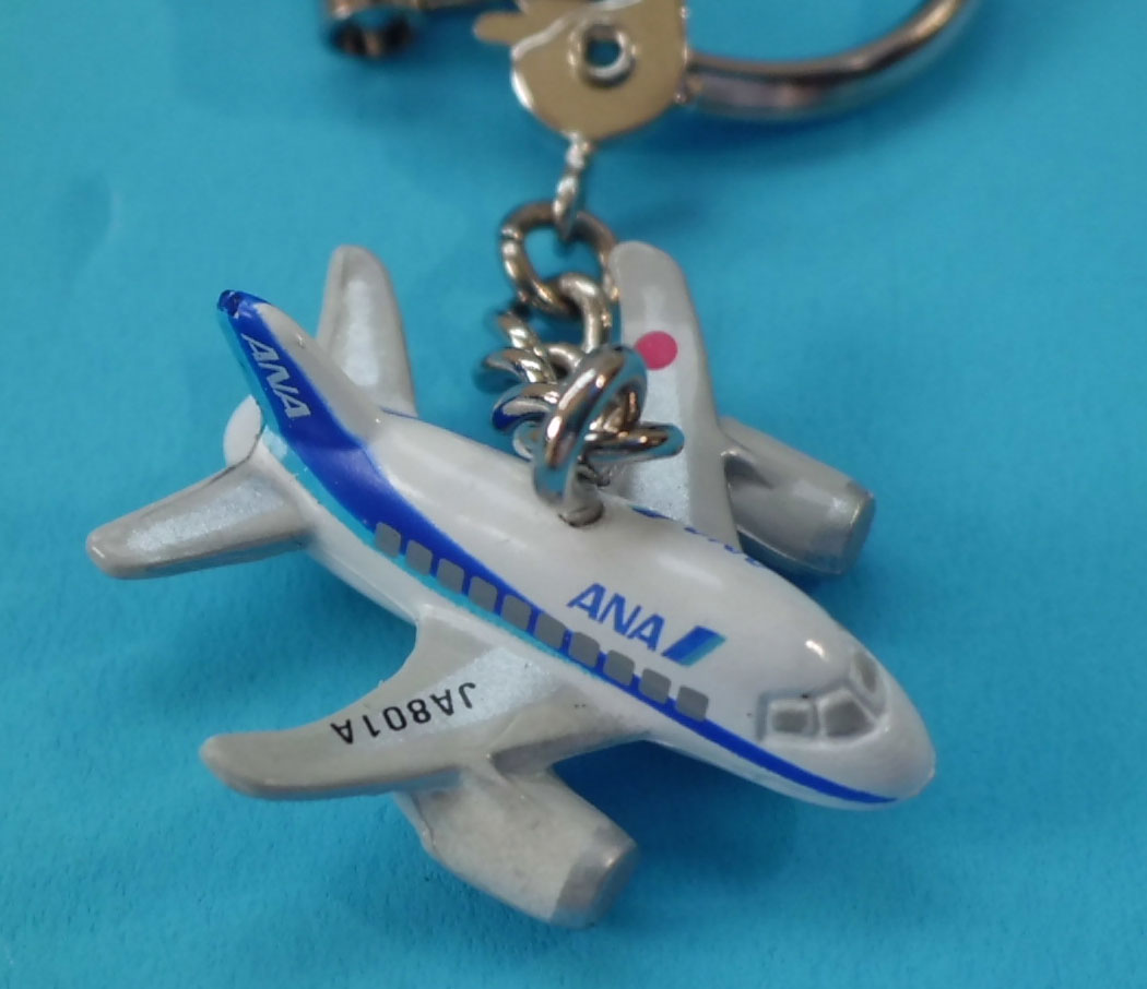 楽天市場】飛行機 ストラップ ANA（グレー） : ひこうきのおもちゃ屋