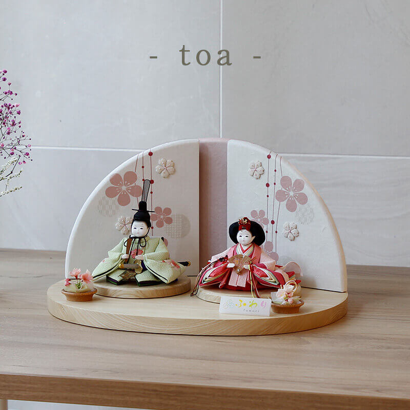 楽天市場】雛人形 コンパクト ふわりシリーズ 丸台×美濃和紙屏風 衣裳