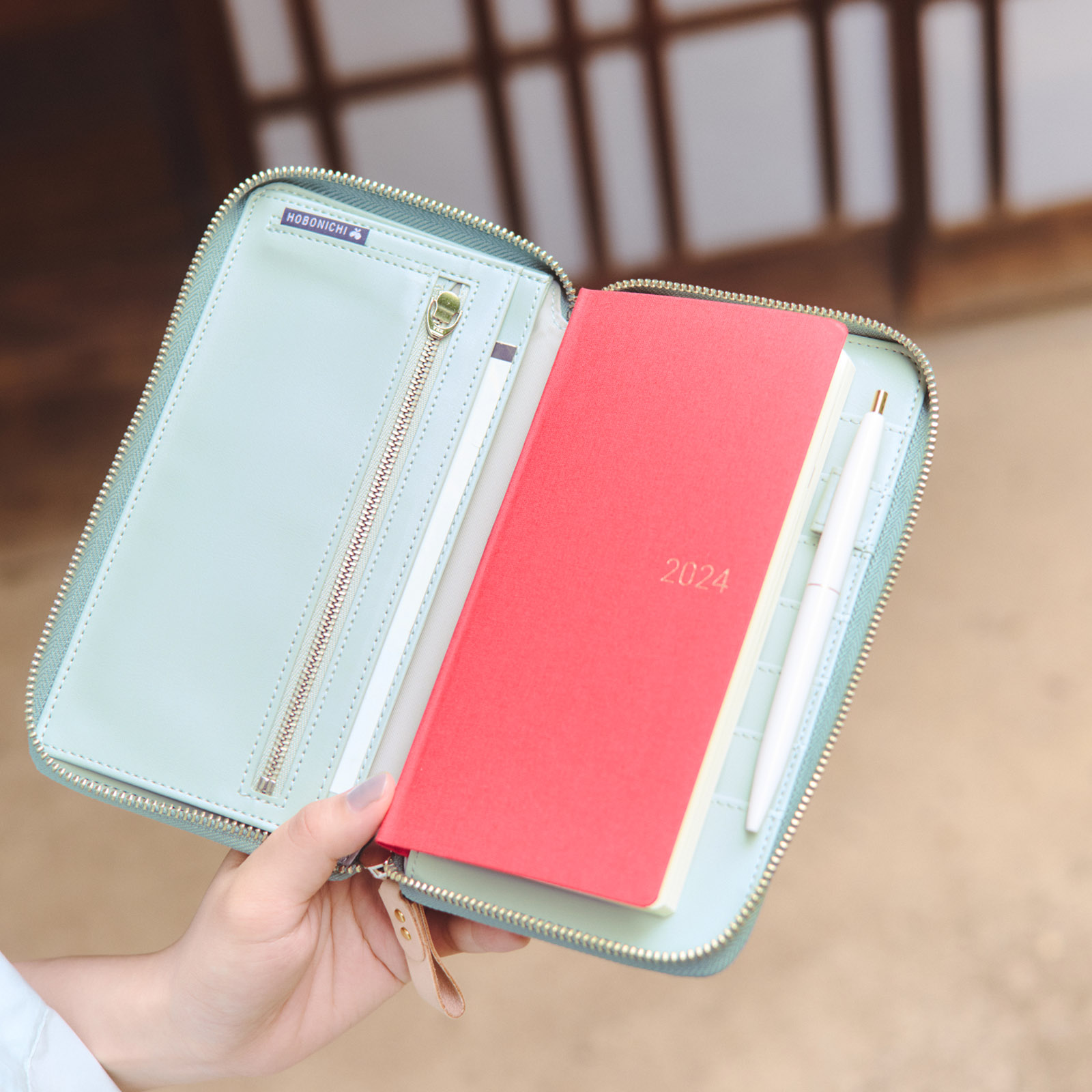 楽天市場】ほぼ日手帳 / 手帳カバー［スリム縦長］weeks / weeks MEGA