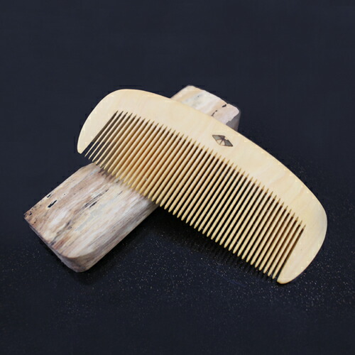 楽天市場】鹿児島県産 薩摩つげ櫛3寸（約8.5～9cm×約3.5～4cm）数量
