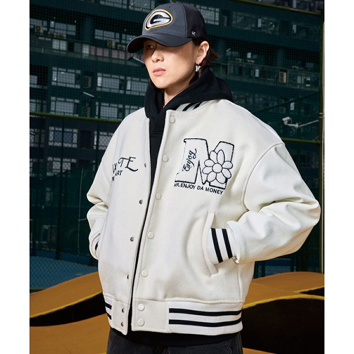 楽天市場】MEDM ミスターエンジョイダマネー スタジャン ロゴ ホワイト