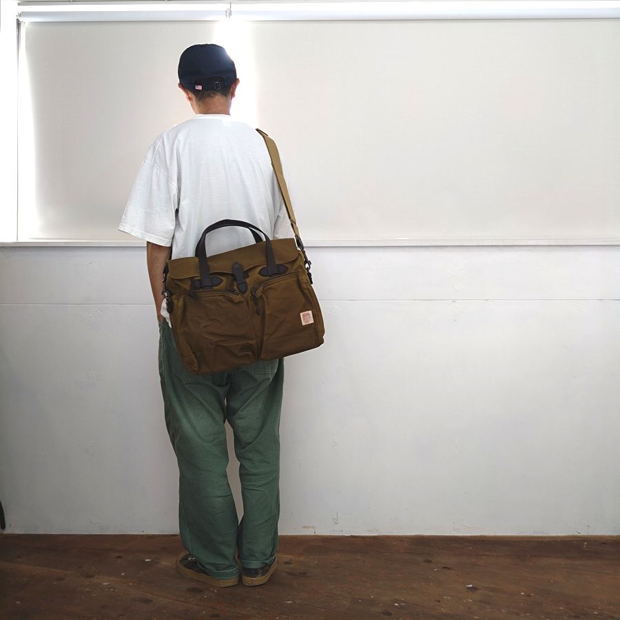 楽天市場】FILSON(フィルソン) 24-HOUR TIN CLOTH BRIEFCASE DARK TAN