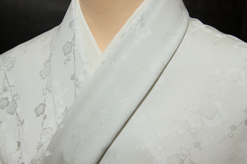 楽天市場】色無地 付下げ柄 紅白梅文 明るい白鼠色【反物1反・正絹胴裏