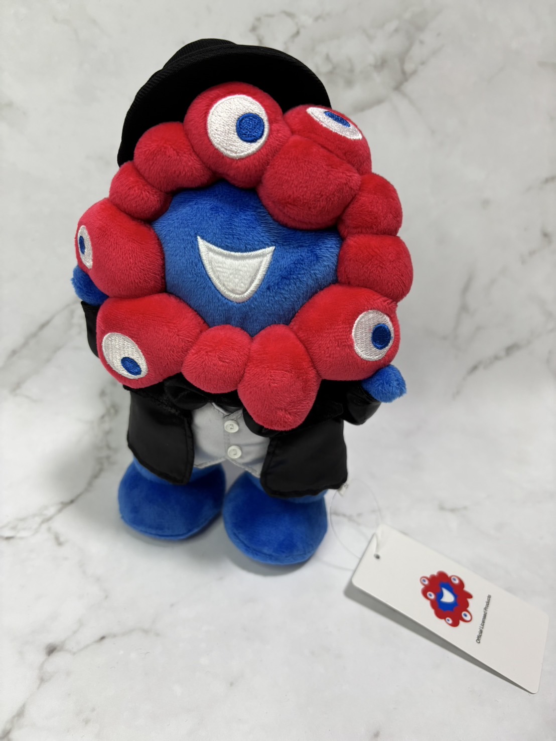 楽天市場】【残り1点】ミャクミャク タキシードぬいぐるみ KK-417