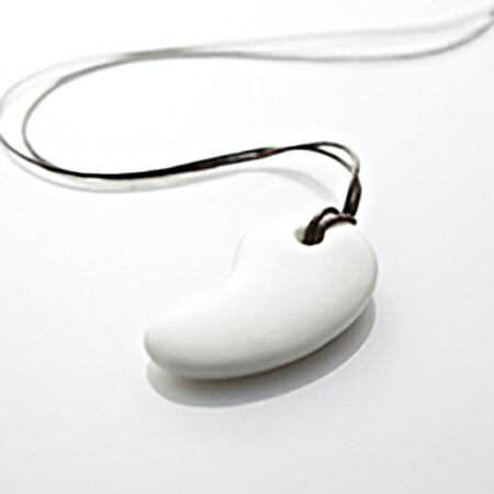 楽天市場】森修焼 461 まがたま 小 15g(日本製 遠赤外線効果 陶器