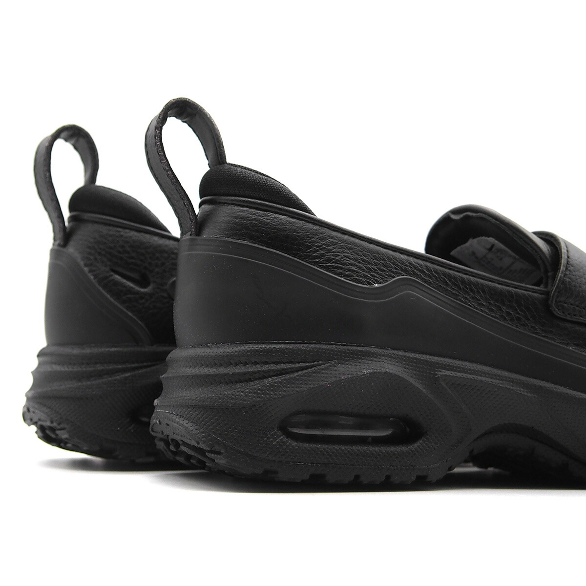 楽天市場】NIKE WMNS AIR MAX PHENOMENA SWDC BLACK/METALLIC GOLD