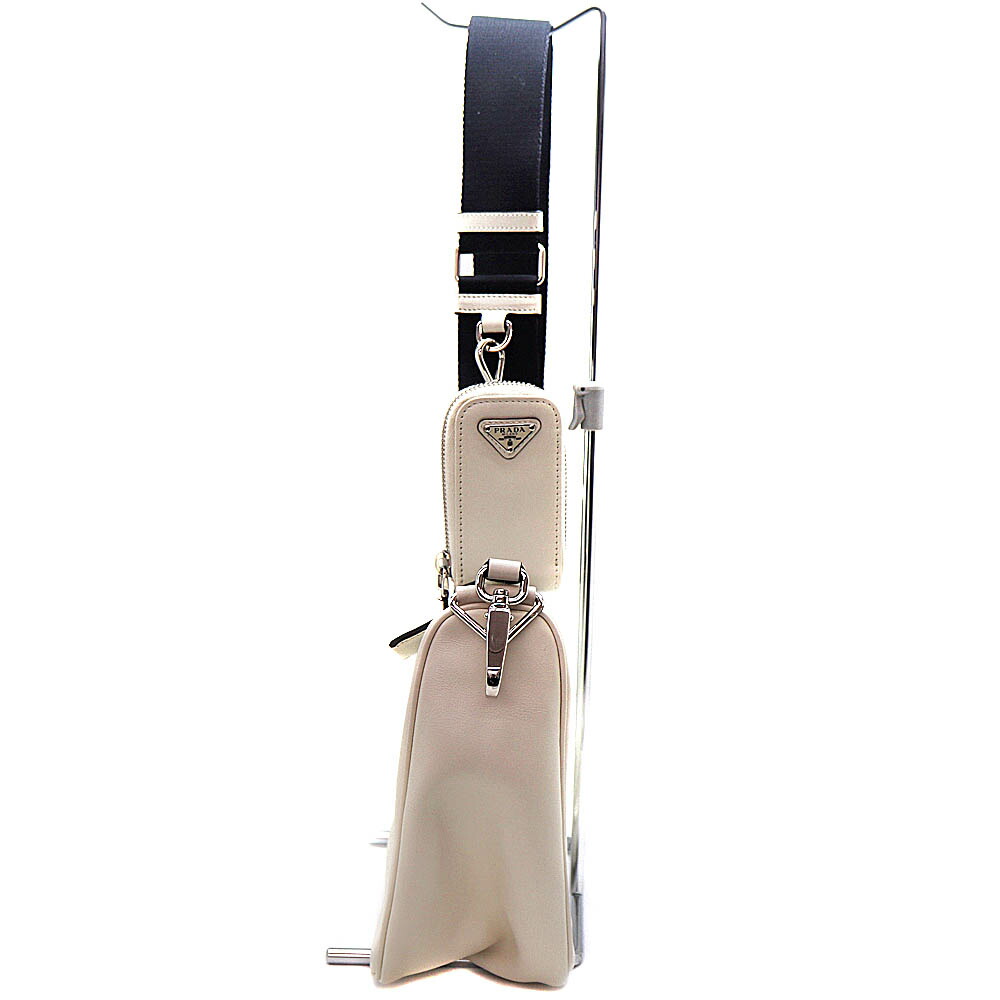 楽天市場】プラダ Prada 1BH190 トライアングルレザー ショルダー
