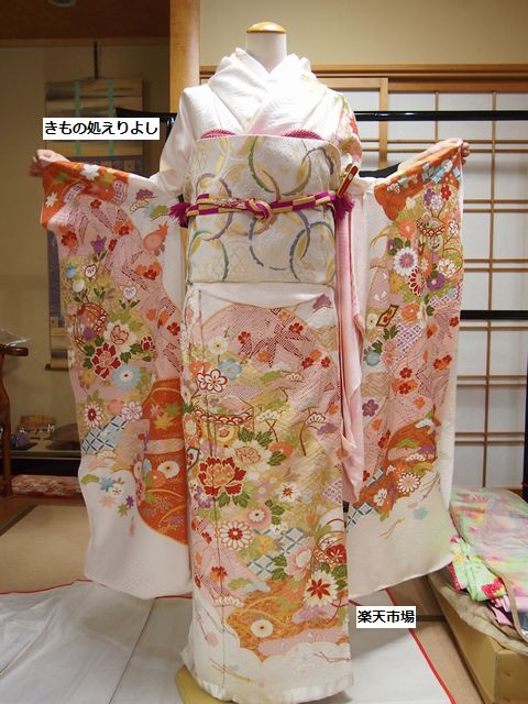 楽天市場】振袖 金駒刺繍入り 金彩加工 純古典柄 雲取りや遠山に四季の