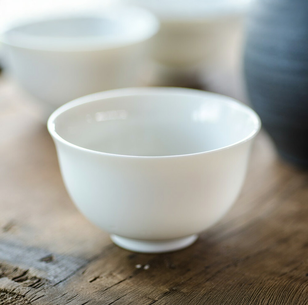 希少】一流品 韓益煥 白磁 湯呑4客揃 希少】一流品 韓益煥 白磁 湯呑4客揃