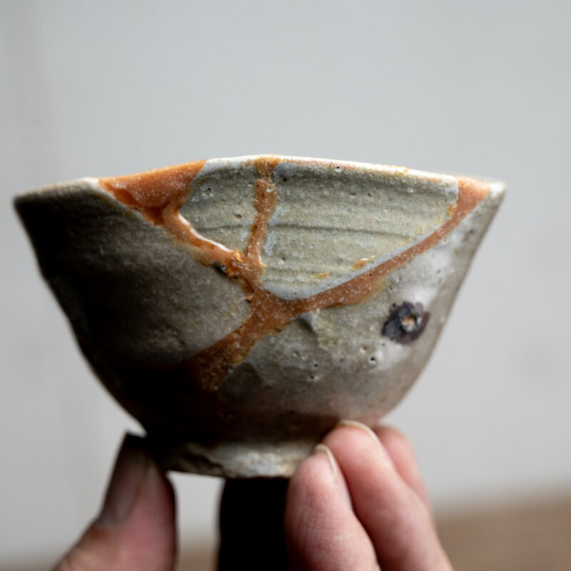 楽天市場】骨董○無地唐津ぐい呑み○古唐津 / 発掘修復品 (呼継品