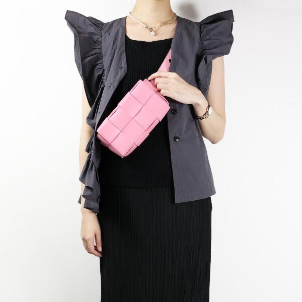 楽天市場】BOTTEGA VENETA ボッテガヴェネタ CASSETTE Shoulder Bag