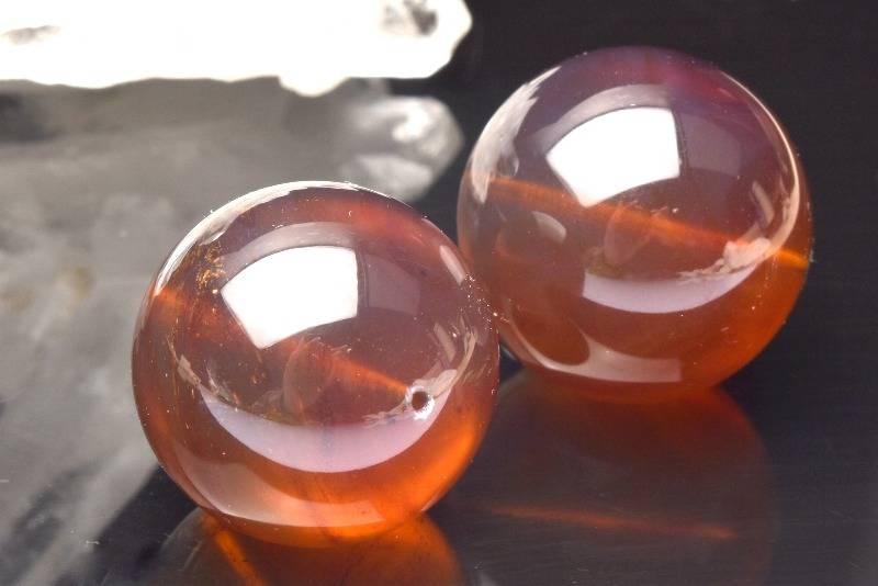 楽天市場】レア◇大珠 レッドブルーアンバー琥珀 19-20mm 天然石