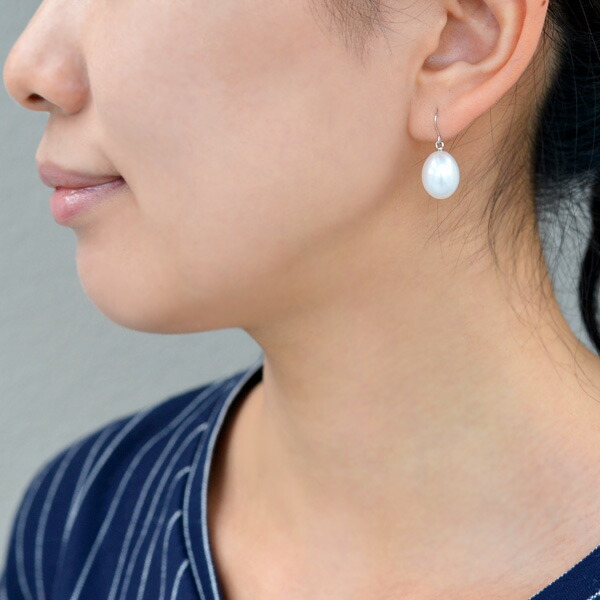 楽天市場】10mm ドロップ パール 淡水真珠 ピアス イヤリング てりてり