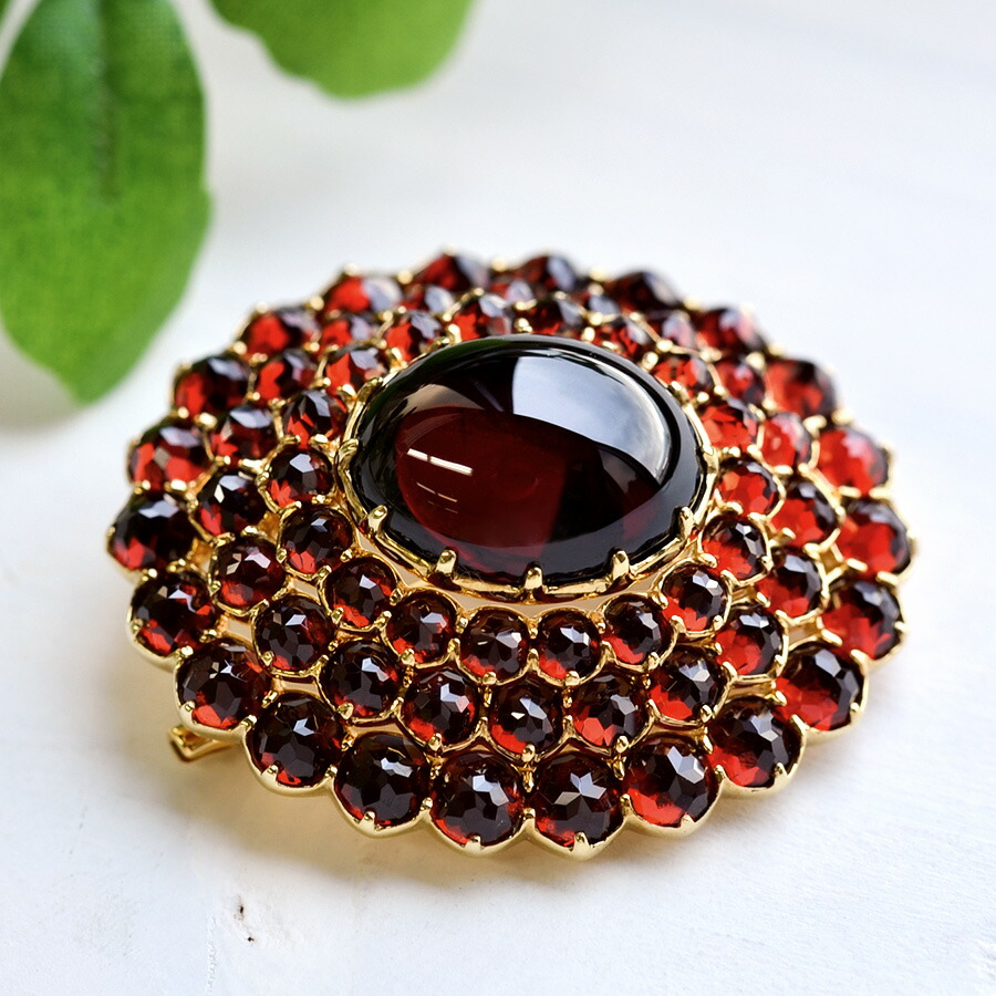 楽天市場】碌山 ガーネット ブローチペンダント 華やかにきらめく上質