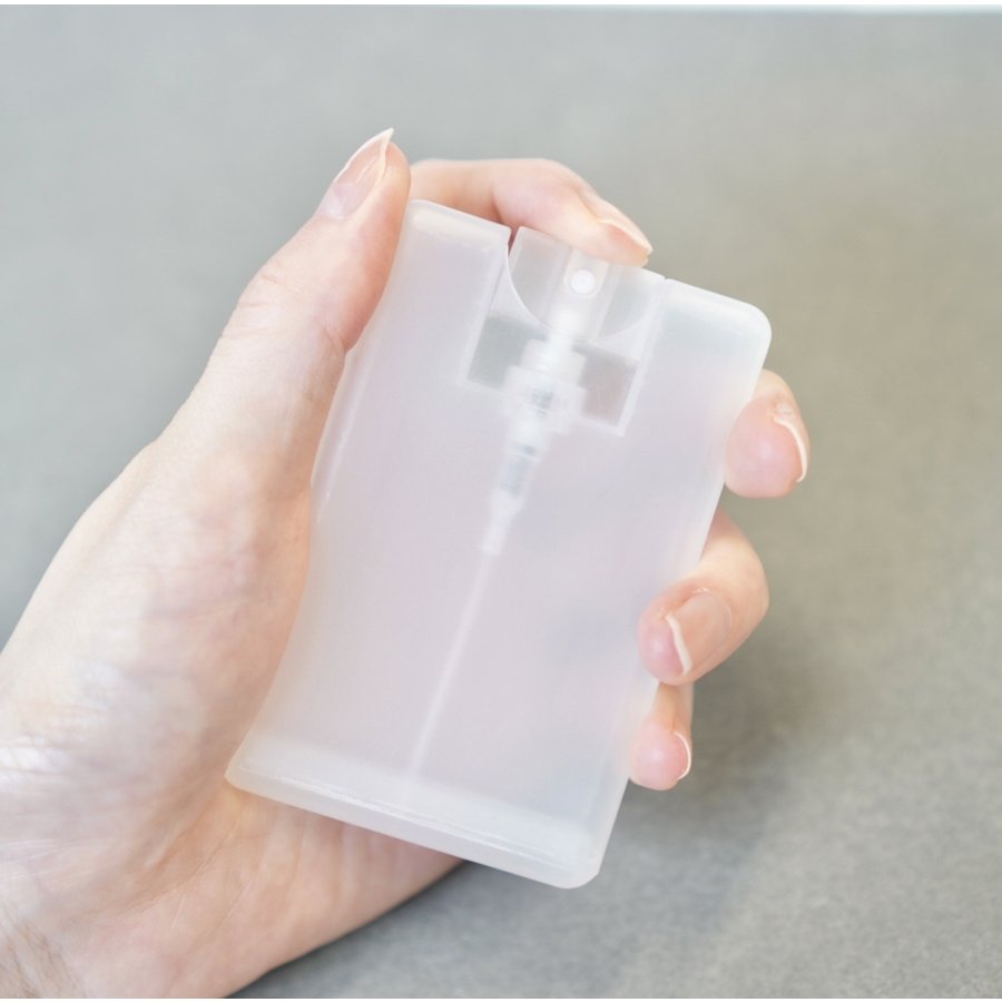 楽天市場】【スプレー容器】20ml カード型 乳白色 クリア カード型