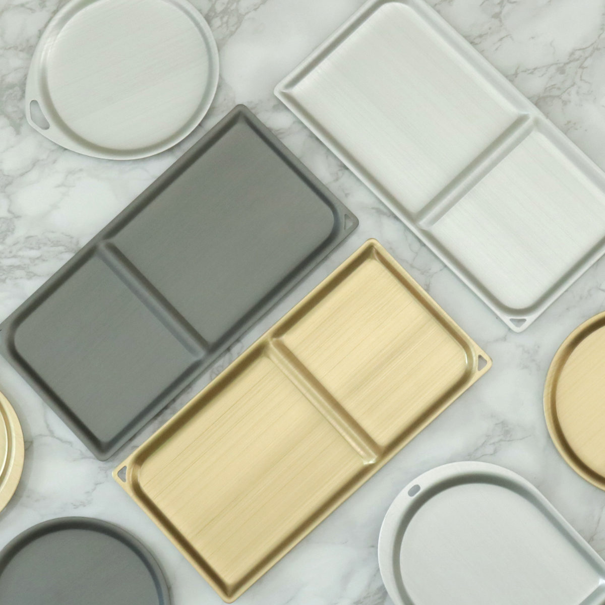 楽天市場】トレー 22cm スクエア トリートレイ アルミニウム 同色4枚