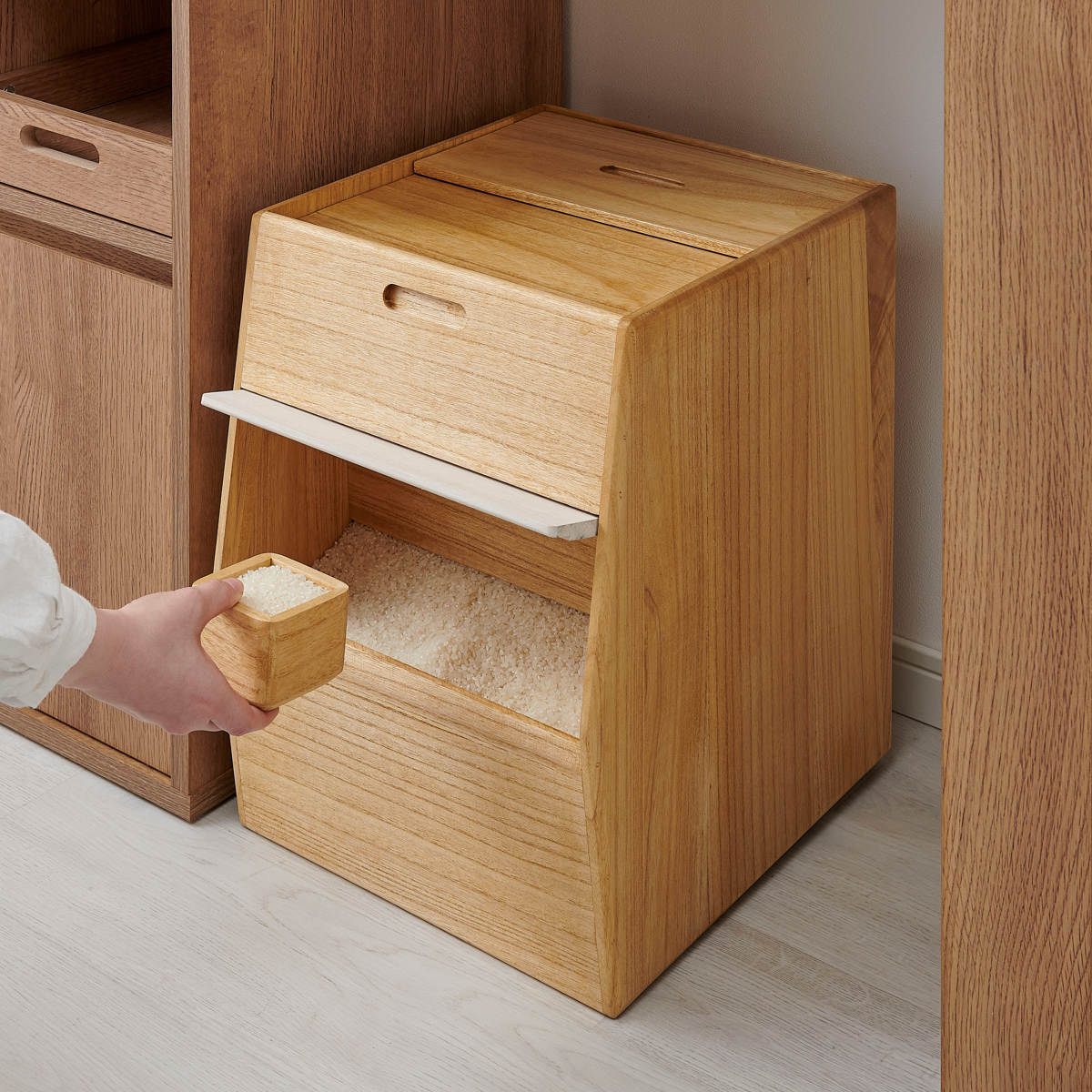 楽天市場】米びつ 30kg KIRISAI 桐のこめ櫃 （ 桐 天然木 日本製 調湿